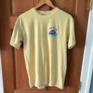 Comfort Colors Bethany Beach Size Medium Yellow Graphic T-Shirt